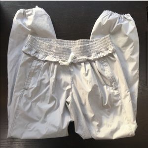 Lululemon Devi Dance Studio sz 4